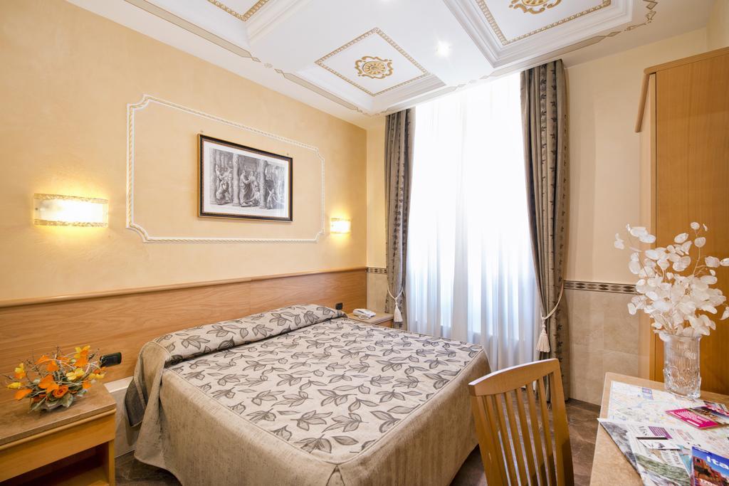 Hotel Marco Polo Roma Oda fotoğraf
